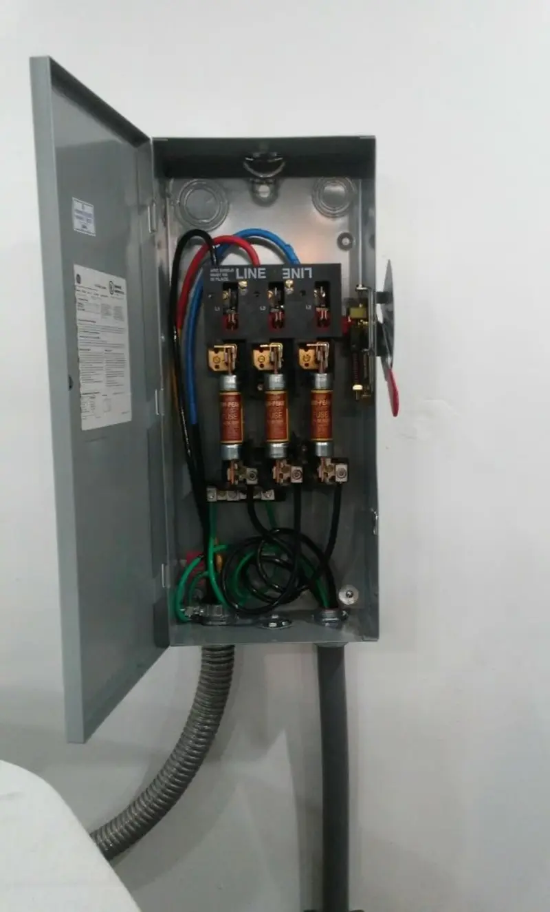 Three-phase disconnect switch installed for Smoke Detector Installation in Yucaipa